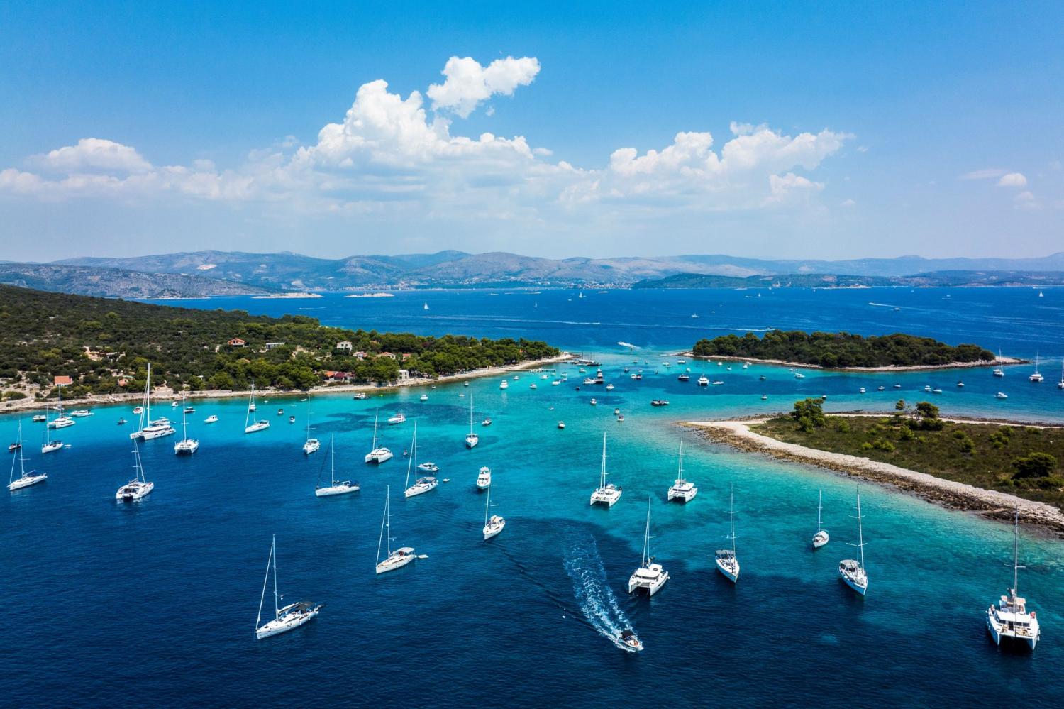 Integrel Solutions - catamarans